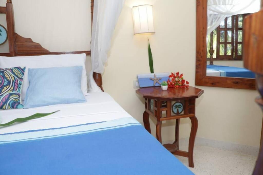 Tembo Beach Cottage Malindi Exterior foto
