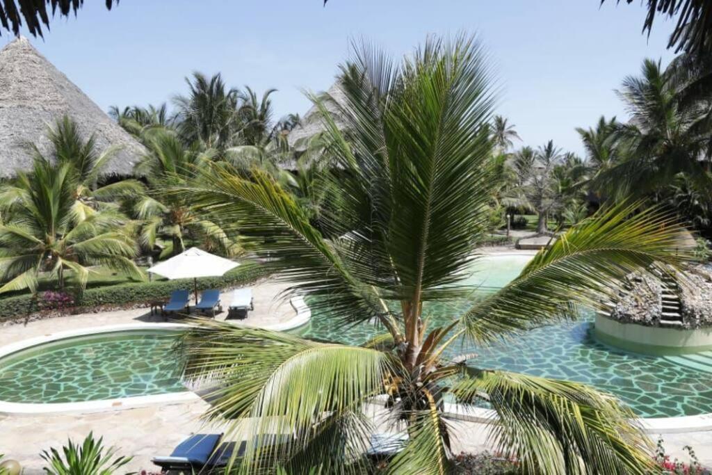 Tembo Beach Cottage Malindi Exterior foto
