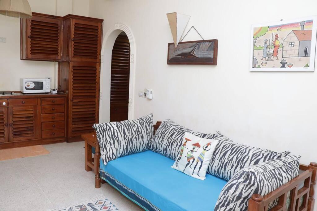 Tembo Beach Cottage Malindi Exterior foto